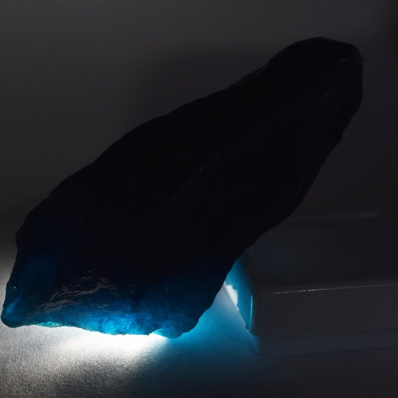 Blue Aquamarine Rough Gemstone certified provenance document