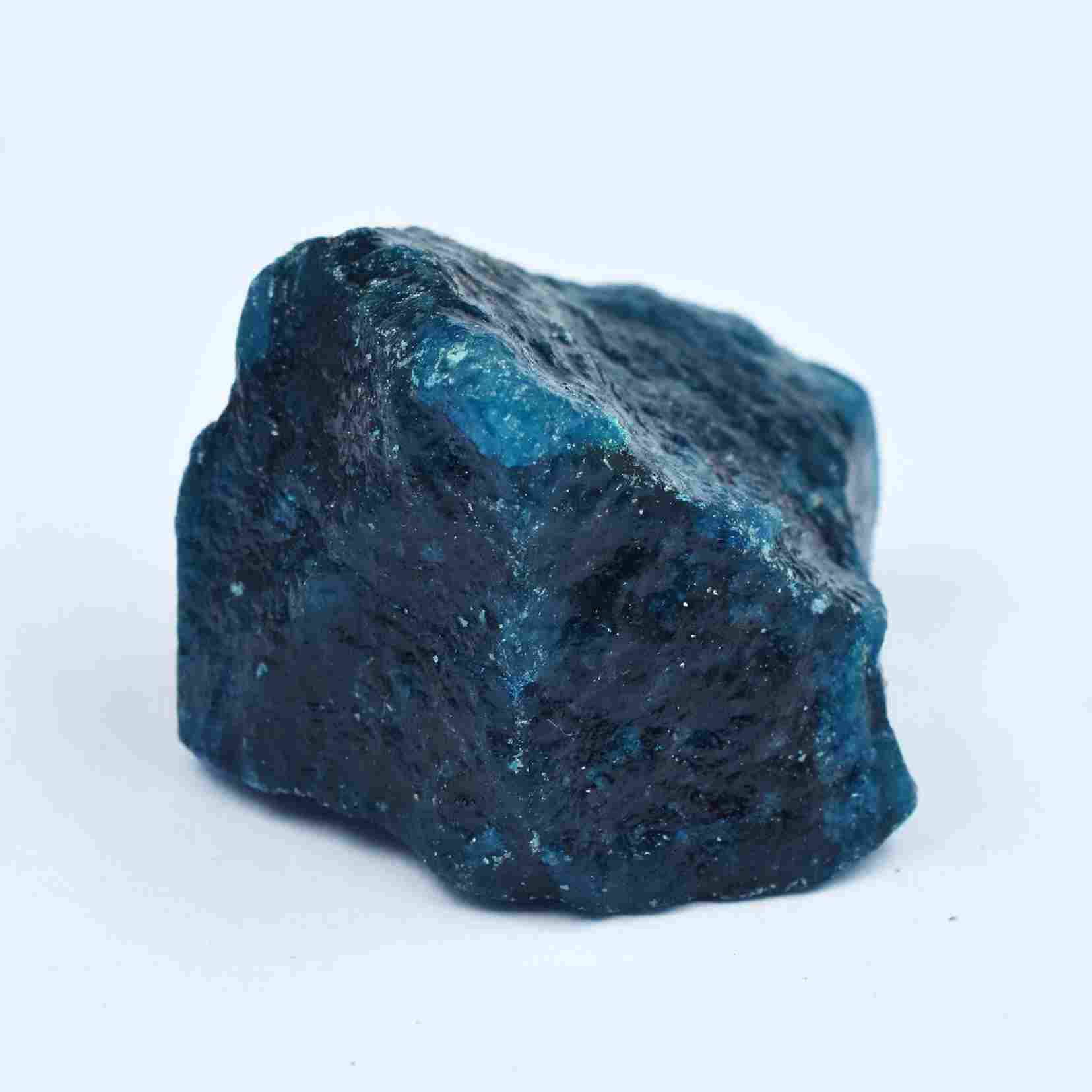 Natural Aquamarine 3000 Carat Rough Certified Gemstone