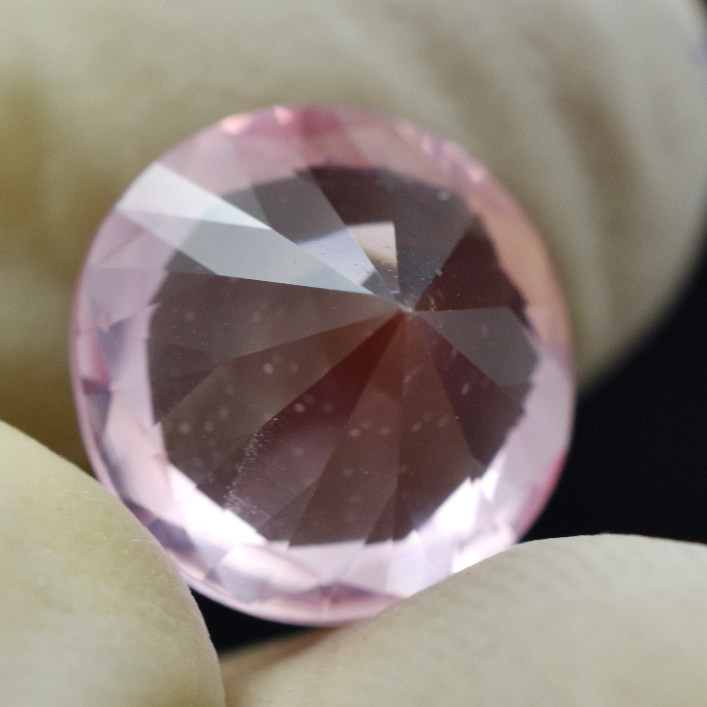 Sapphire Stone From Sri Lanka 8.65 Carat Padparadscha Sapphire Natural Certified Loose Gemstone Best For Protection & Overall Well Being , Free Delivery & Gift , Best Offer