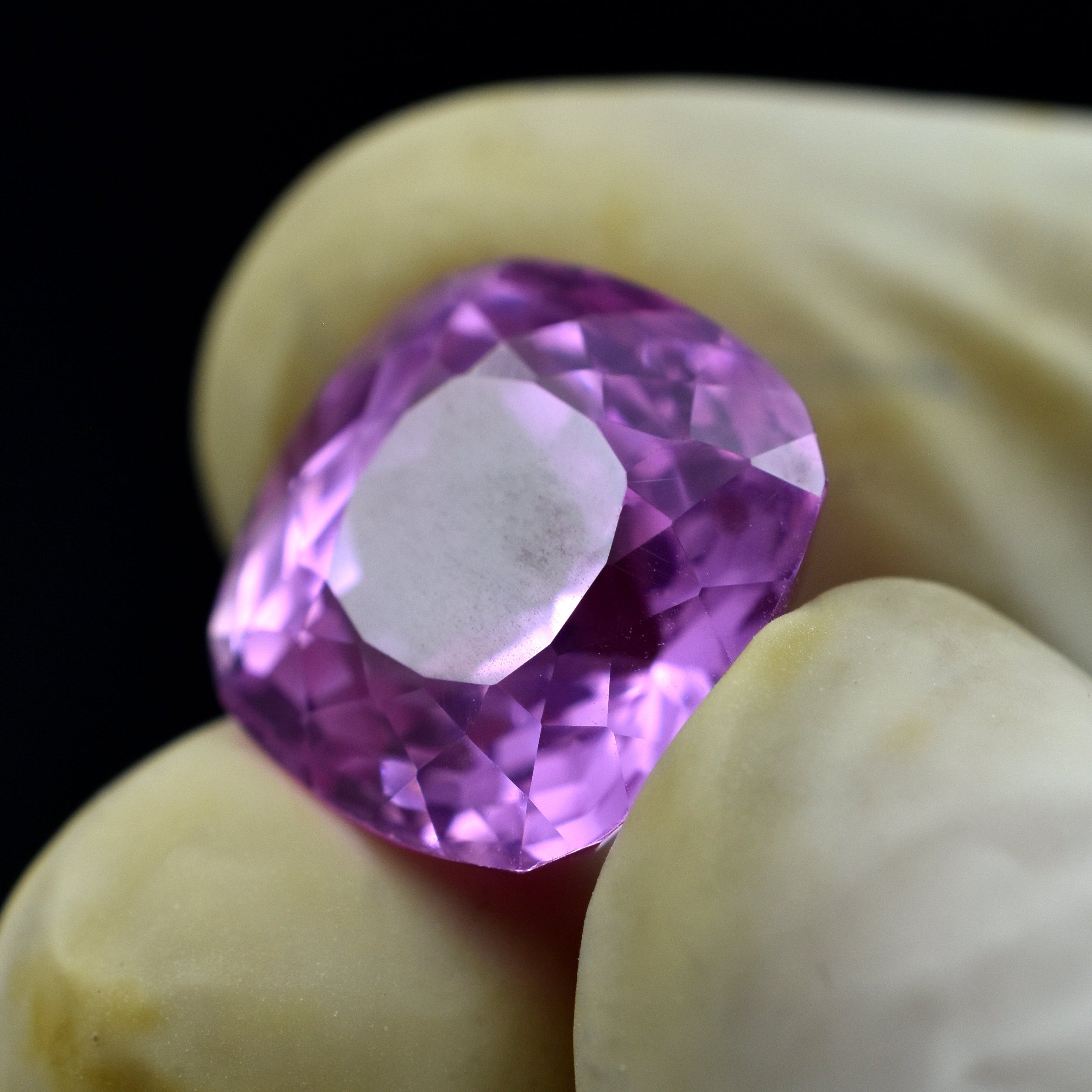 Sapphire From Sri Lanka 11.35 Carat Natural Flawless Ceylon Pink Sapphire Certified Square Cushion Shape Loose Gemstone Most Genuine Sapphire For Jewelry Making Gemstone Natural Pink Sapphire Stone