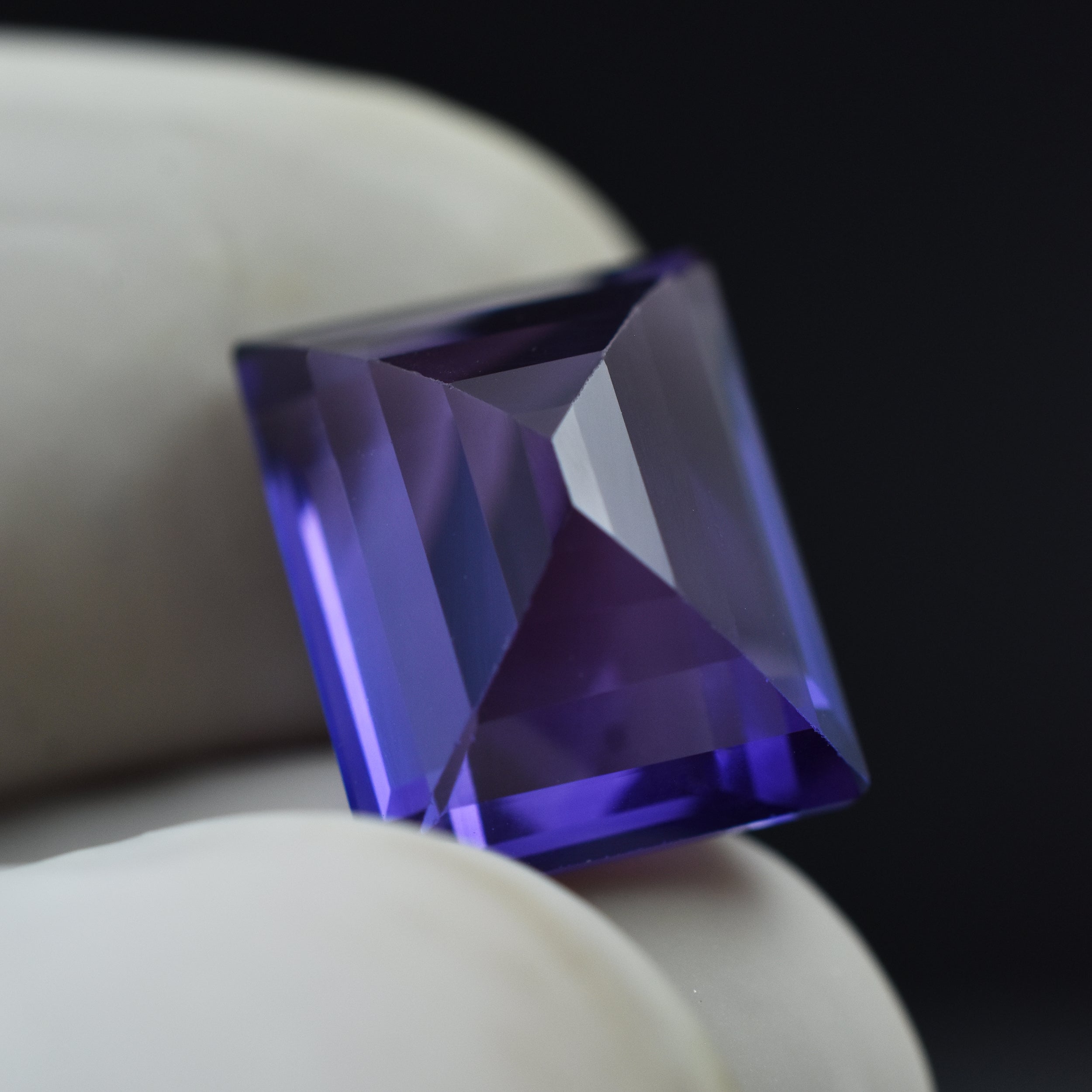 Color Change Purple Sapphire 7.84 Ct Pendant Making Gem Emerald Cut Loose Gem Natural Sapphire Certified Gem | Gift For Wife/Mother | Sapphire Jewelry | Best Offer