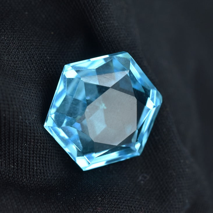 13.56 Carat Natural Octagon Shape Ocean Blue Aquamarine Certified Loose Gemstone A++  Fine Quality Aquamarine Ring And Jewelry Making Gemstone Cut 14x14MM