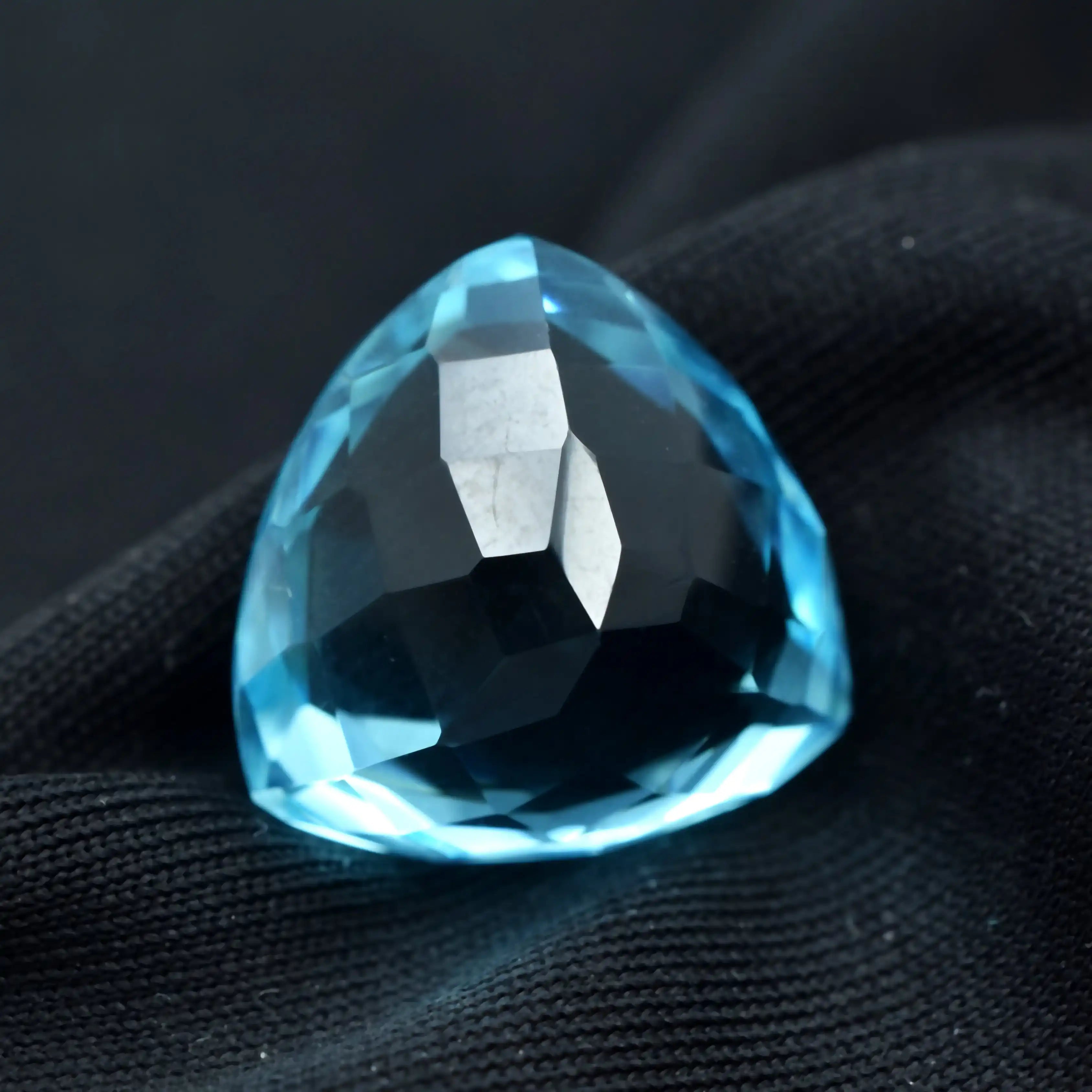 10 carat aquamarine