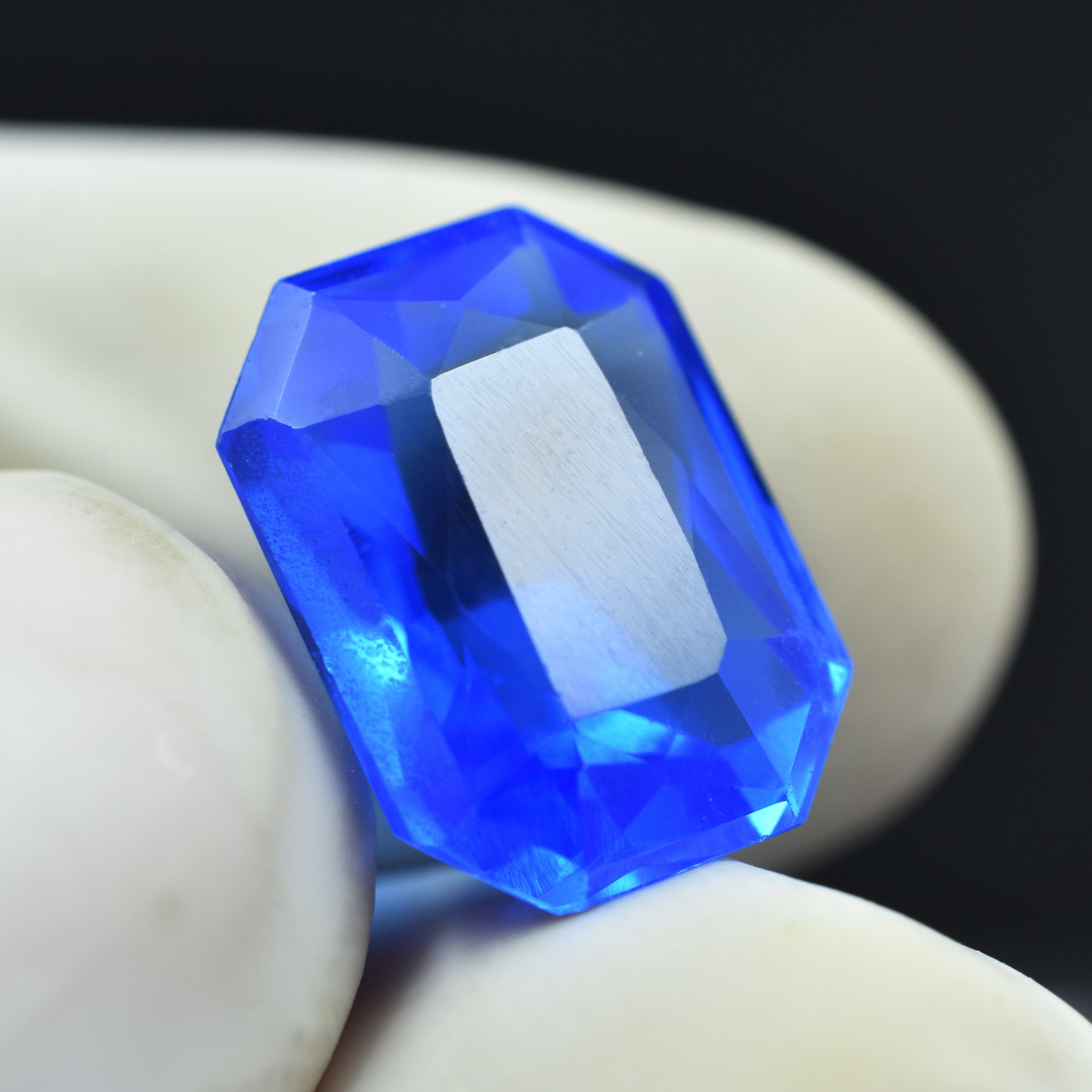 Natural Tanzanite 8.60 Carat Emerald Shape Blue Tanzanite Natural Certified Loose Gemstone From Tanzania