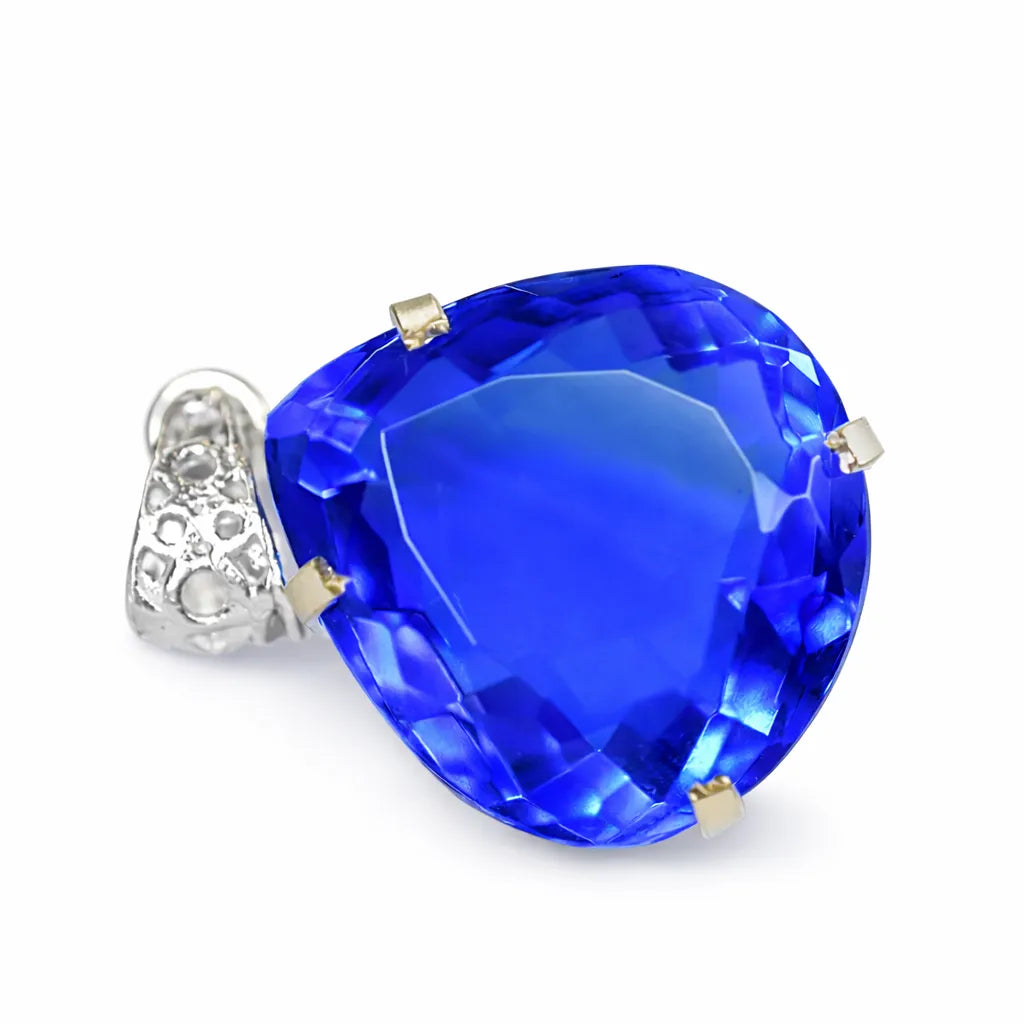 sapphire pendant for women