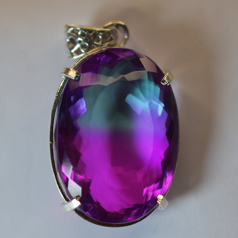 CERTIFIED 113.15 Ct Oval 925 Sterling Silver  Bi-Color Sapphire Gems Pendant