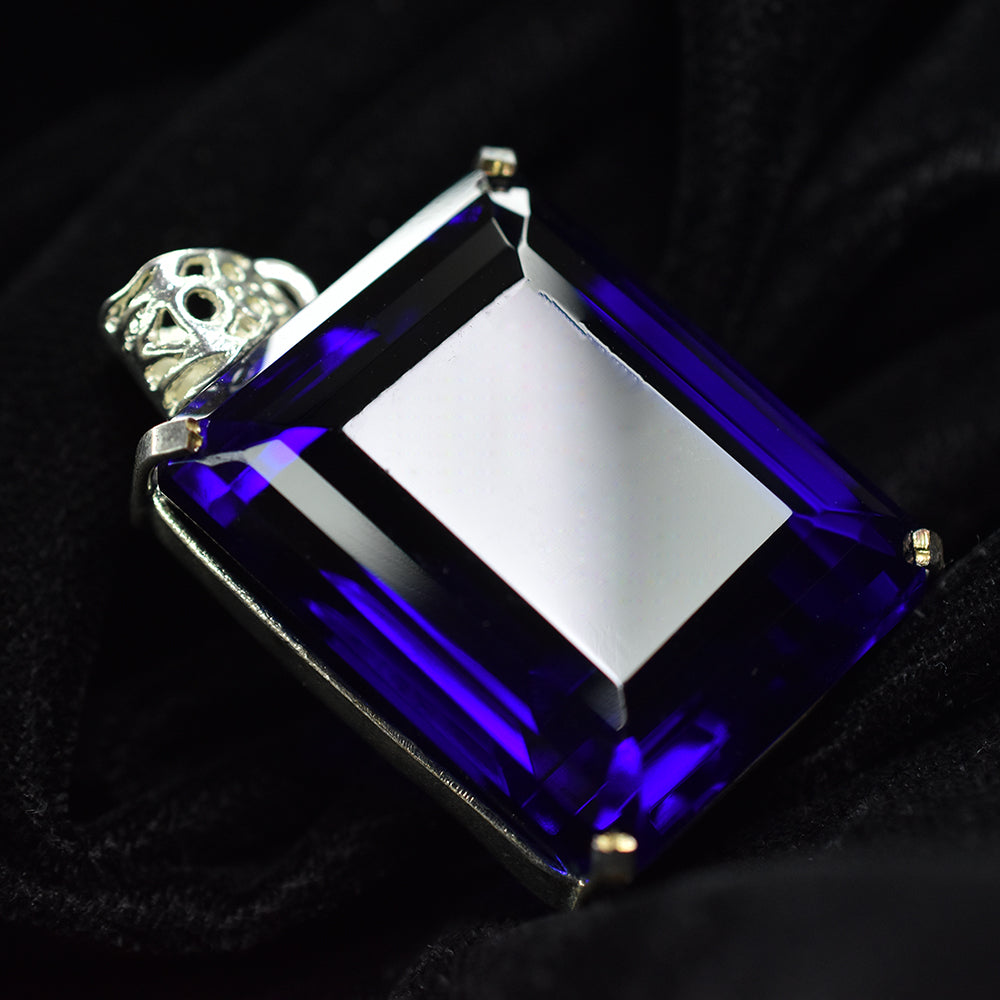 natural sapphire pendant online