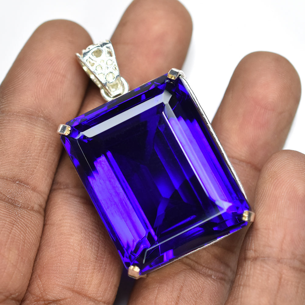 sapphire necklace pendant