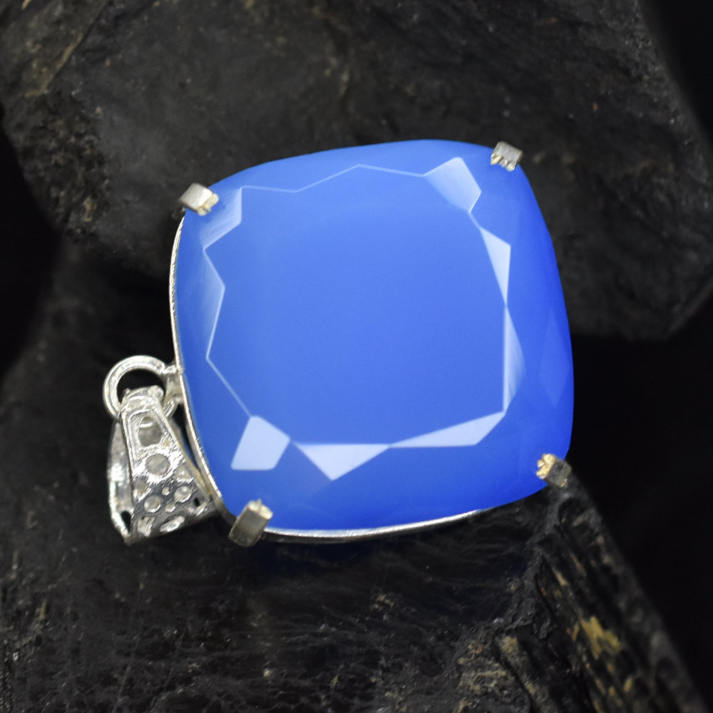 opal pendant for women