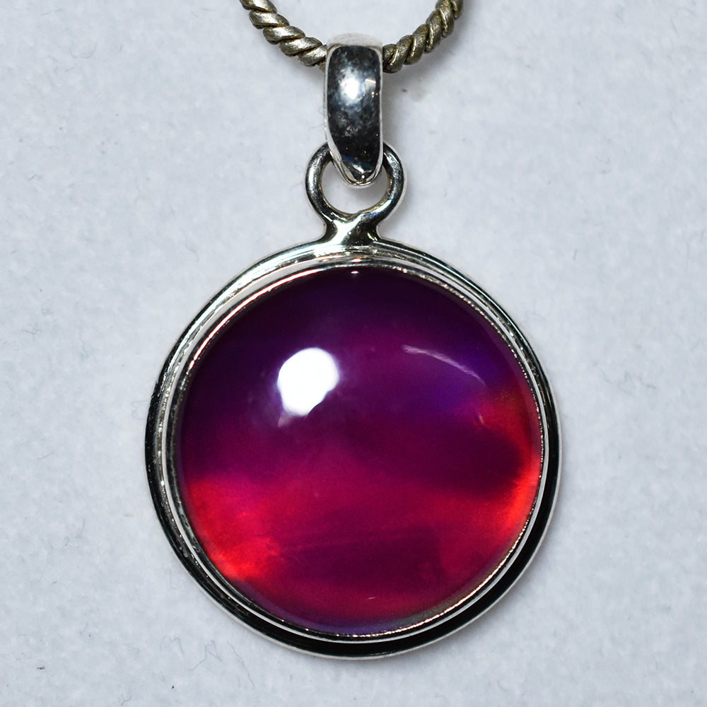 Brazilian Natural Opal CERTIFIED 22Ct 925 Sterling Silver Round Pendant For Gift