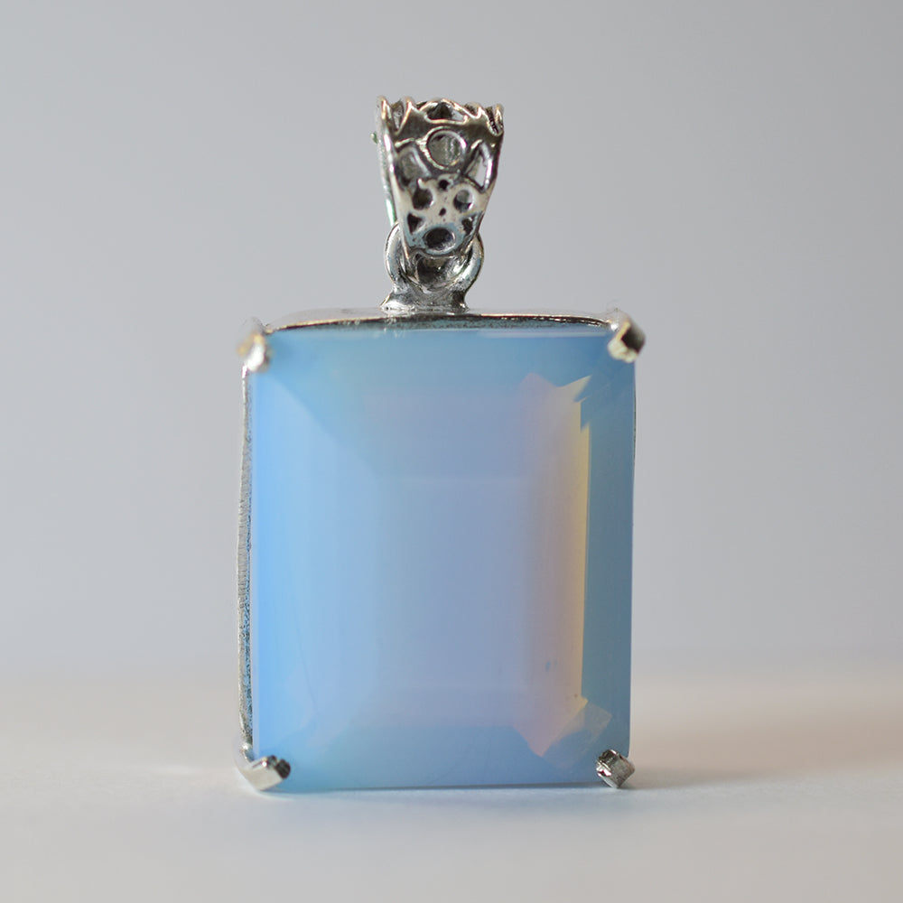 925 Sterling Silver 120.56 Ct Natural Pendant Opal Emerald Gemstone Free Gift