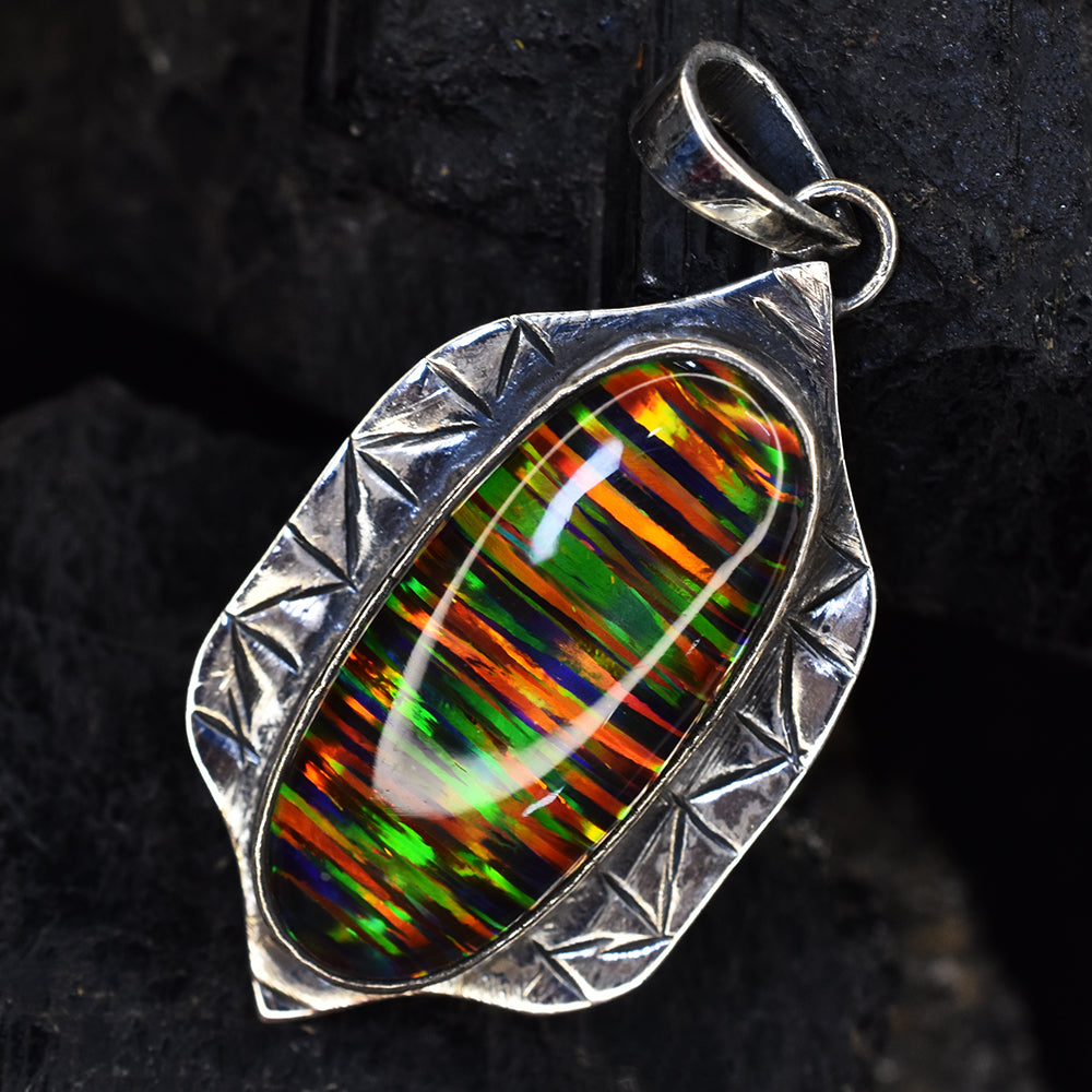 A+ Certified 40 Ct Natural Oval 925 Sterling Silver Beautiful Opal Gems Pendant