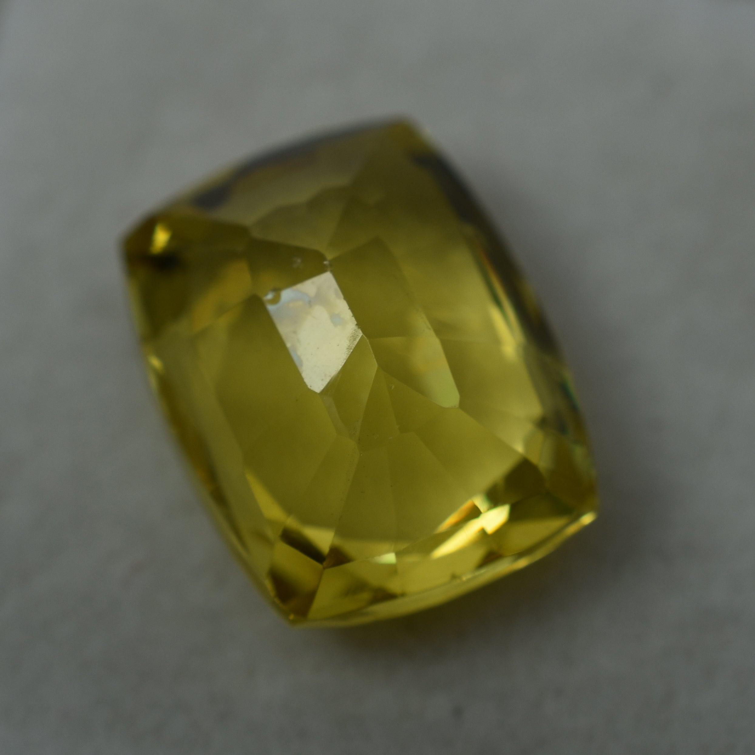 Lot Ceylon Sapphire Natural Yellow 35.68 Ct Cushion Cut CERTIFIED Loose Gemstone