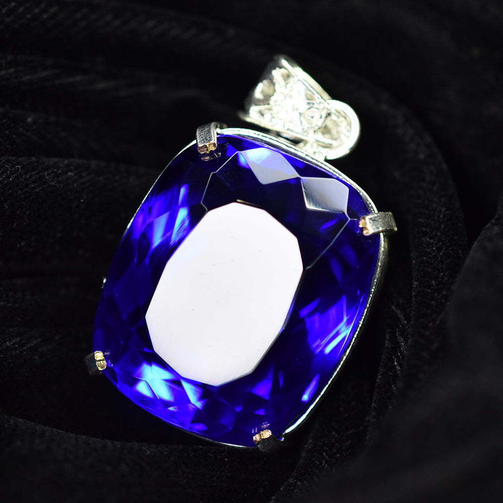 105.60 Ct Natural Brazilian Cushion Cut Tanzanite Pendant 925 Silver Gemstone