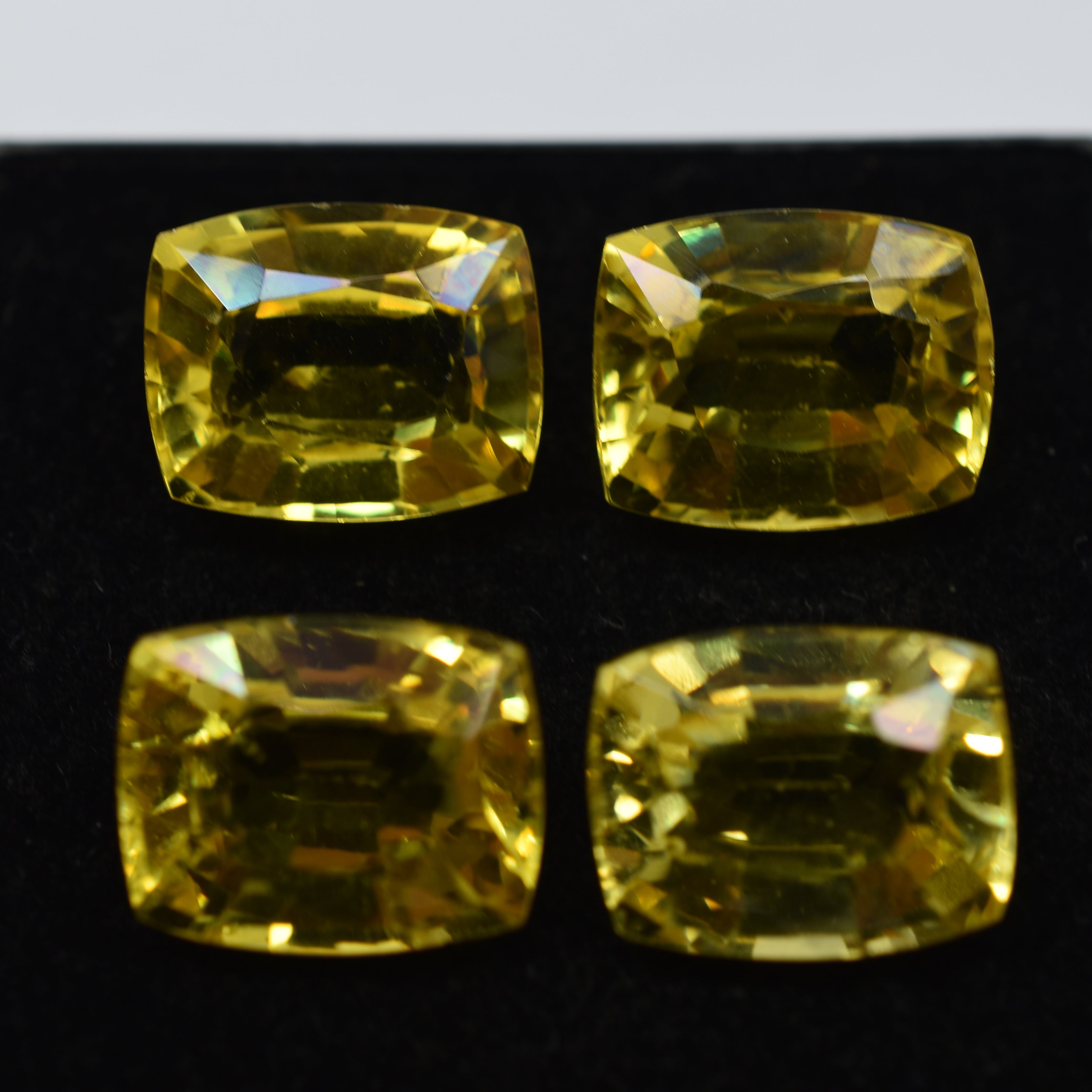 Lot Ceylon Sapphire Natural Yellow 35.68 Ct Cushion Cut CERTIFIED Loose Gemstone