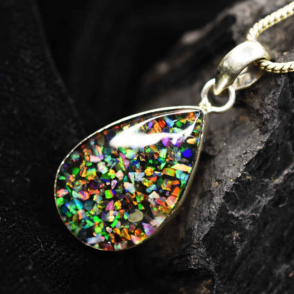 natural opal pendant online