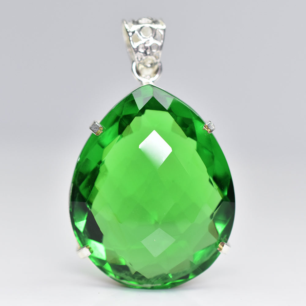 silver topaz pendant India