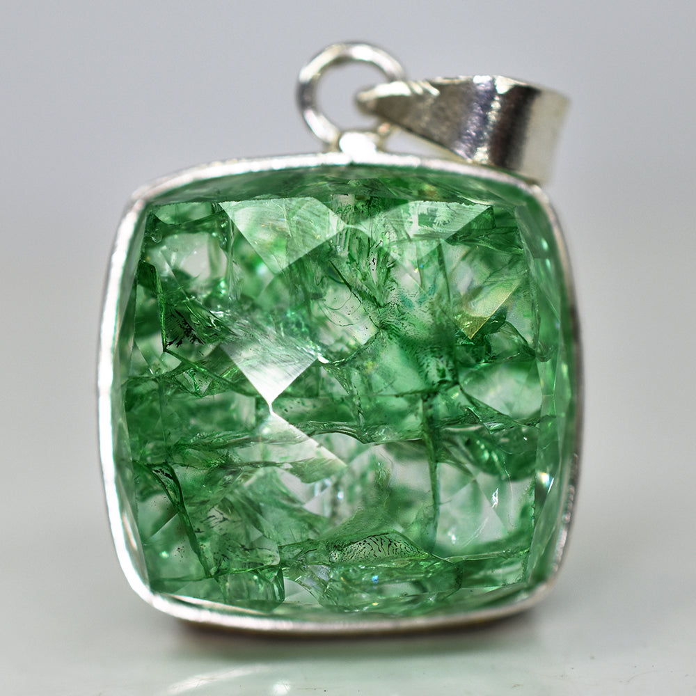 natural emerald pendant online