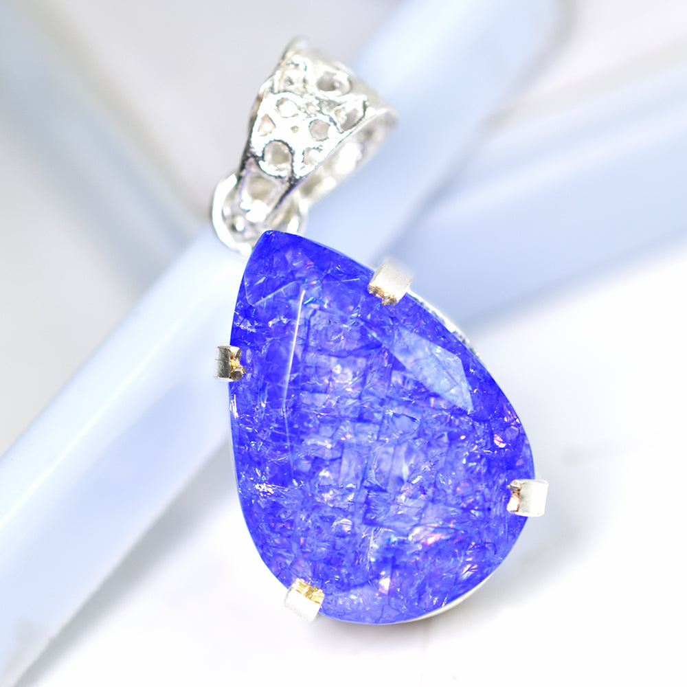 silver sapphire pendant India