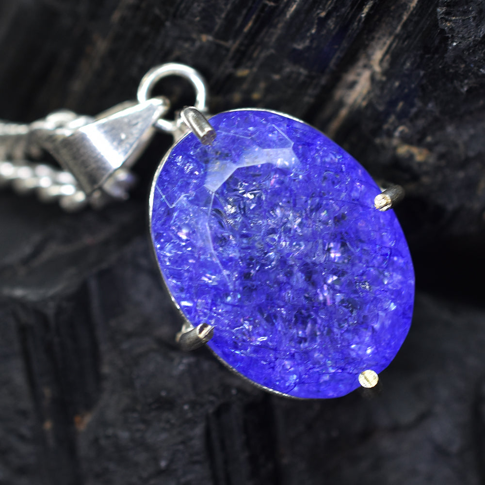 silver sapphire pendant India