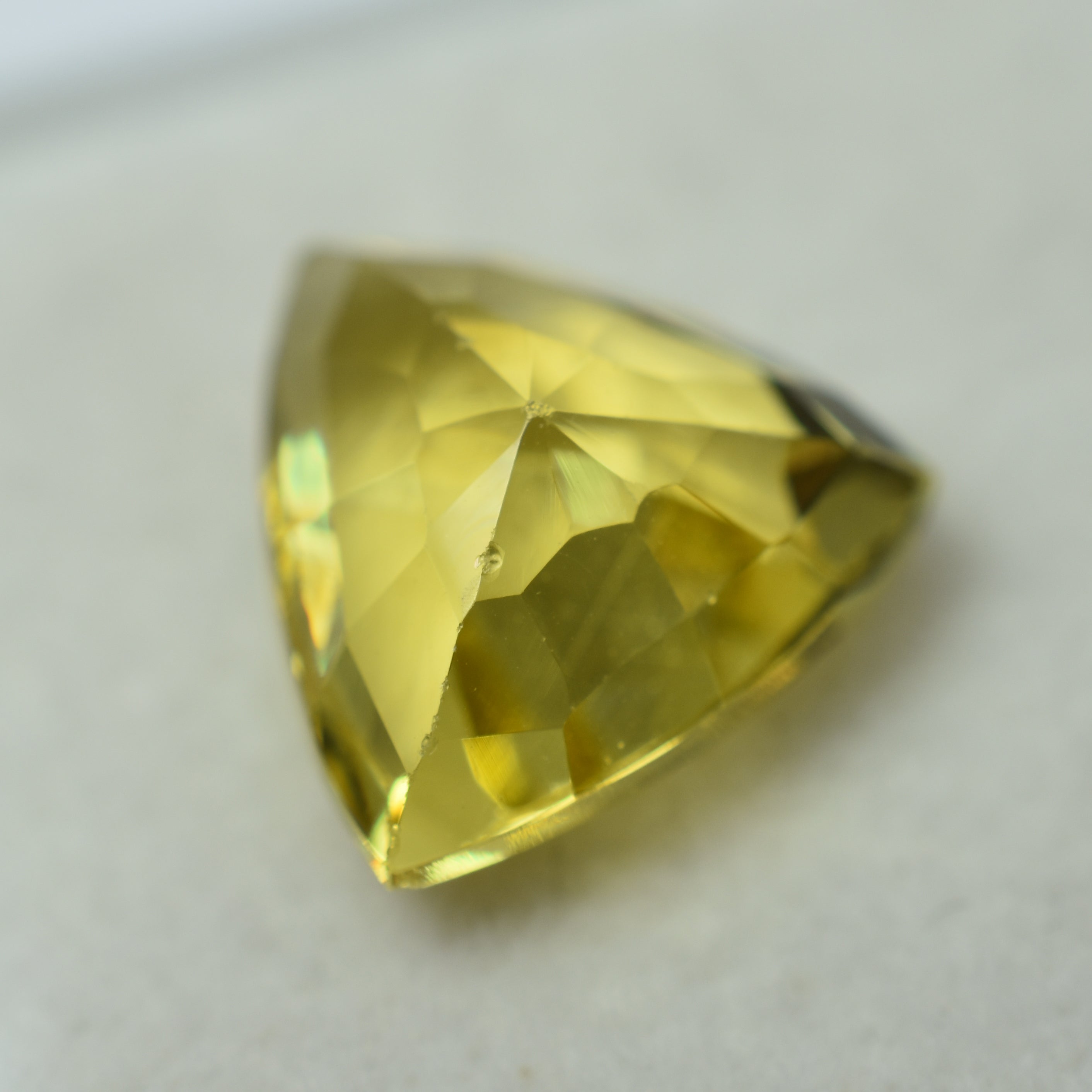 Sapphire Loose Gemstone Yellow  8.12 Carat Natural CERTIFIED Trillion Shape