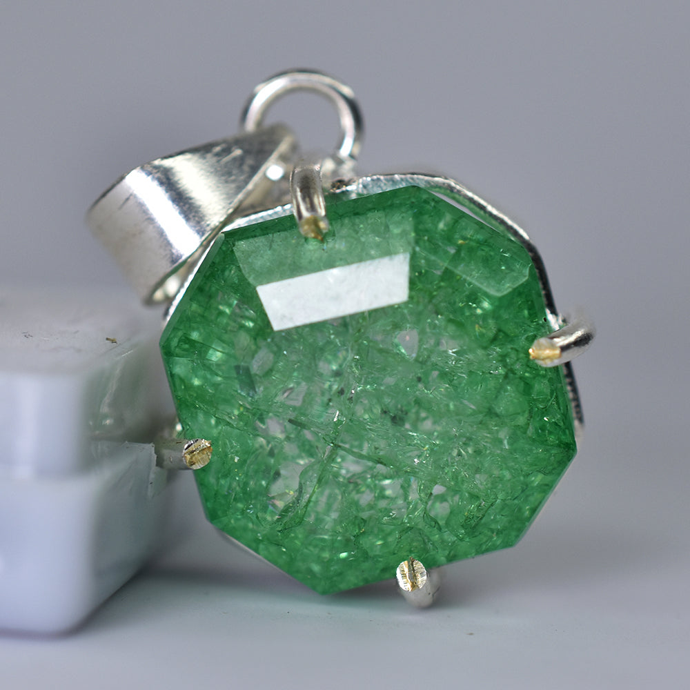 Zambian CERTIFIED 44 Ct Natural Green Emerald 925 Starling Silver Square Pendant