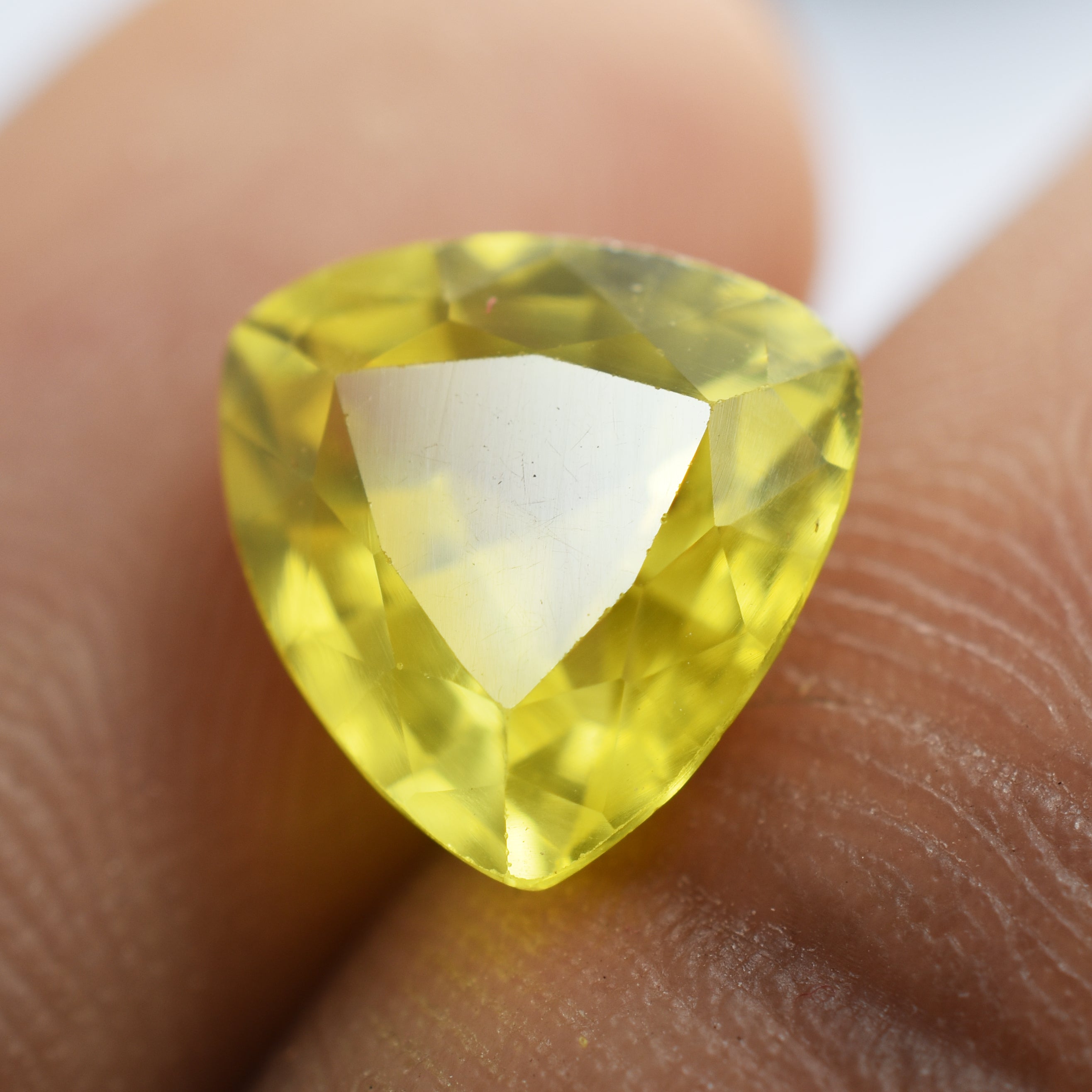 Natural Loose Gemstone 8.65 Ct Yellow Sapphire Trillion Cut Rare CERTIFIED