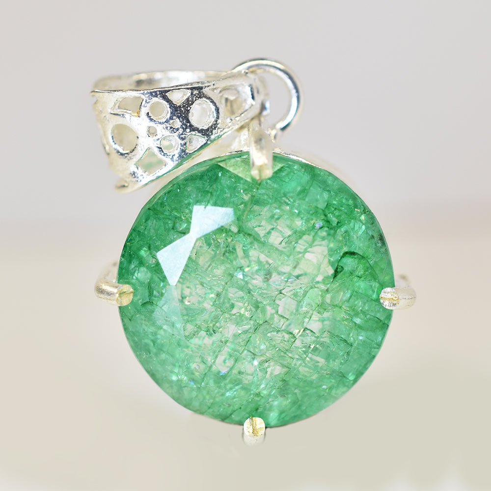 natural emerald pendant online