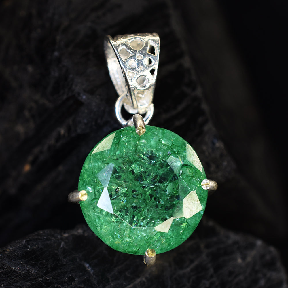 emerald necklace pendant