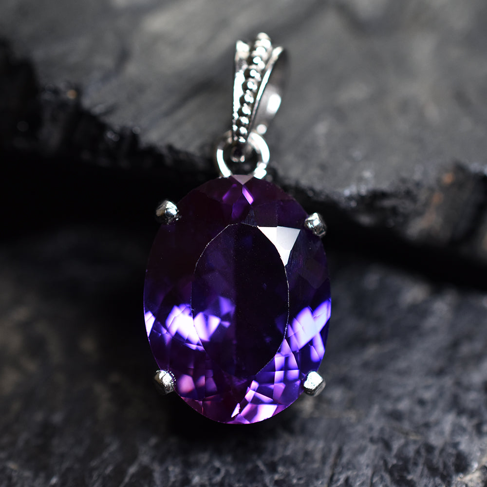 29.70 Ct Natural Color Change CERTIFIED Alex 925 Sterling Silver Oval Pendant