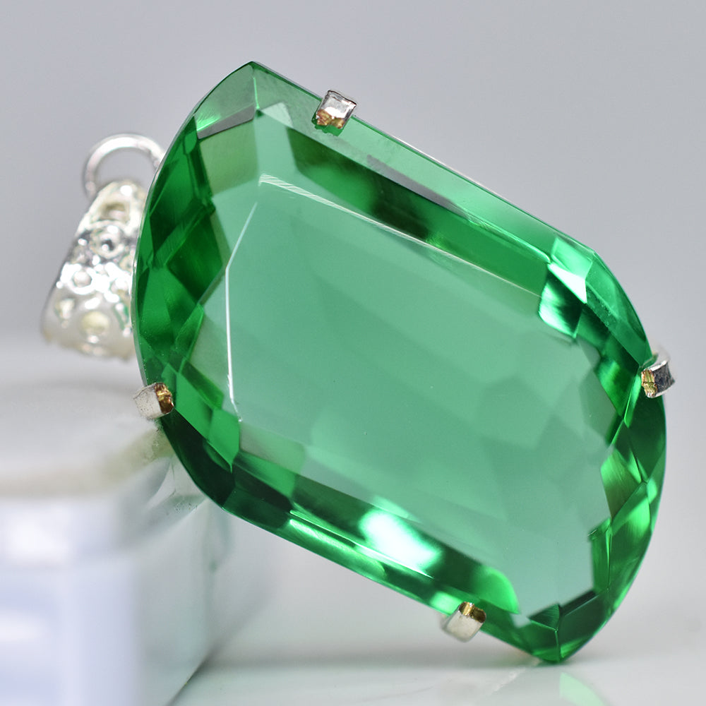 Colombian Green Emerald 105Ct Lab Created 925 Sterling Silver Fancy Gems Pendant