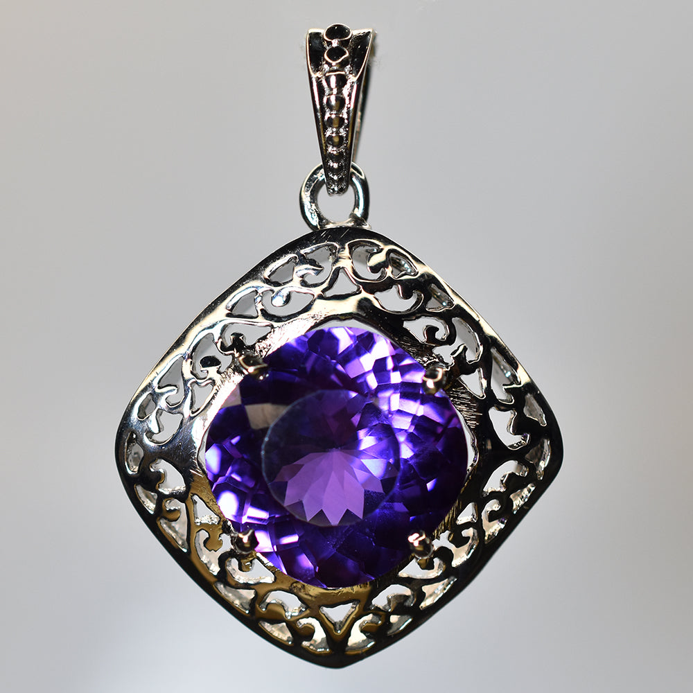 925 Sterling Silver 34 Ct Pendant Color Change Sapphire Natural CERTIFIED Gems