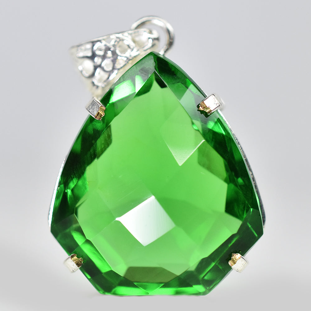 emerald pendant for women