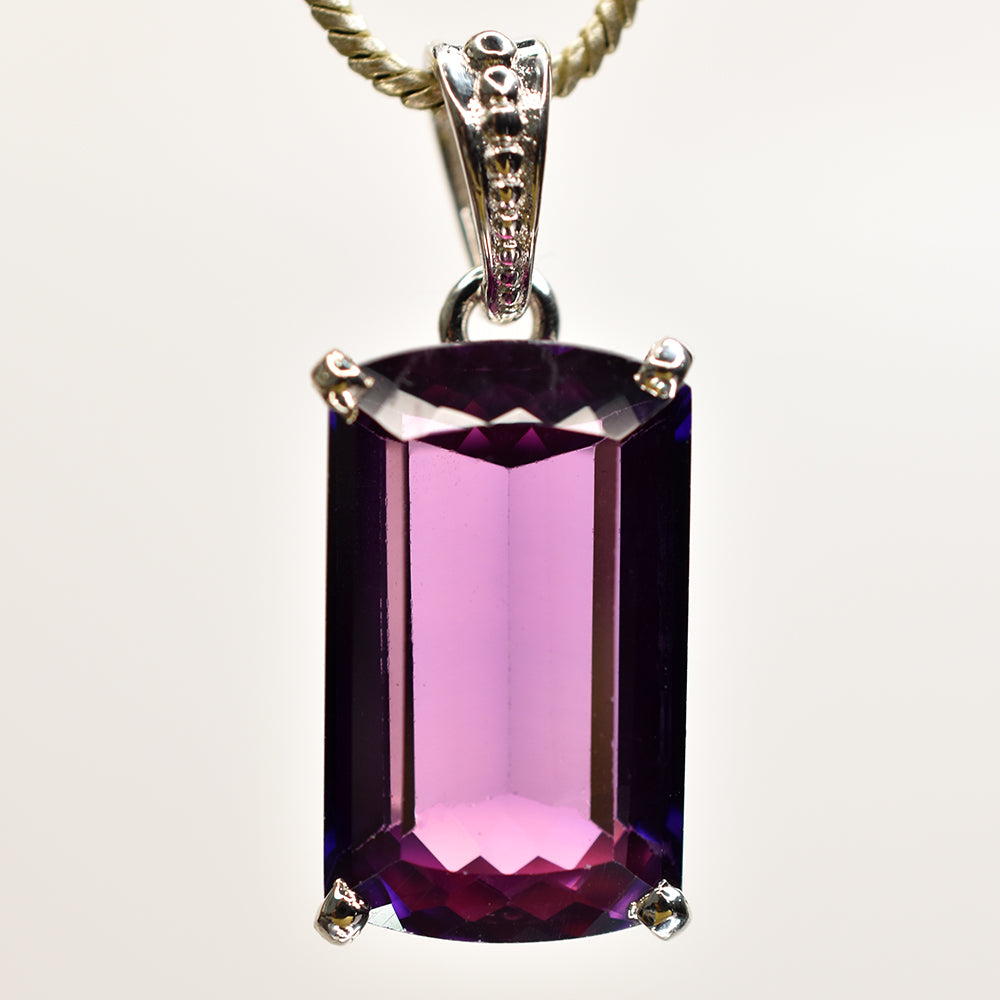 natural sapphire pendant