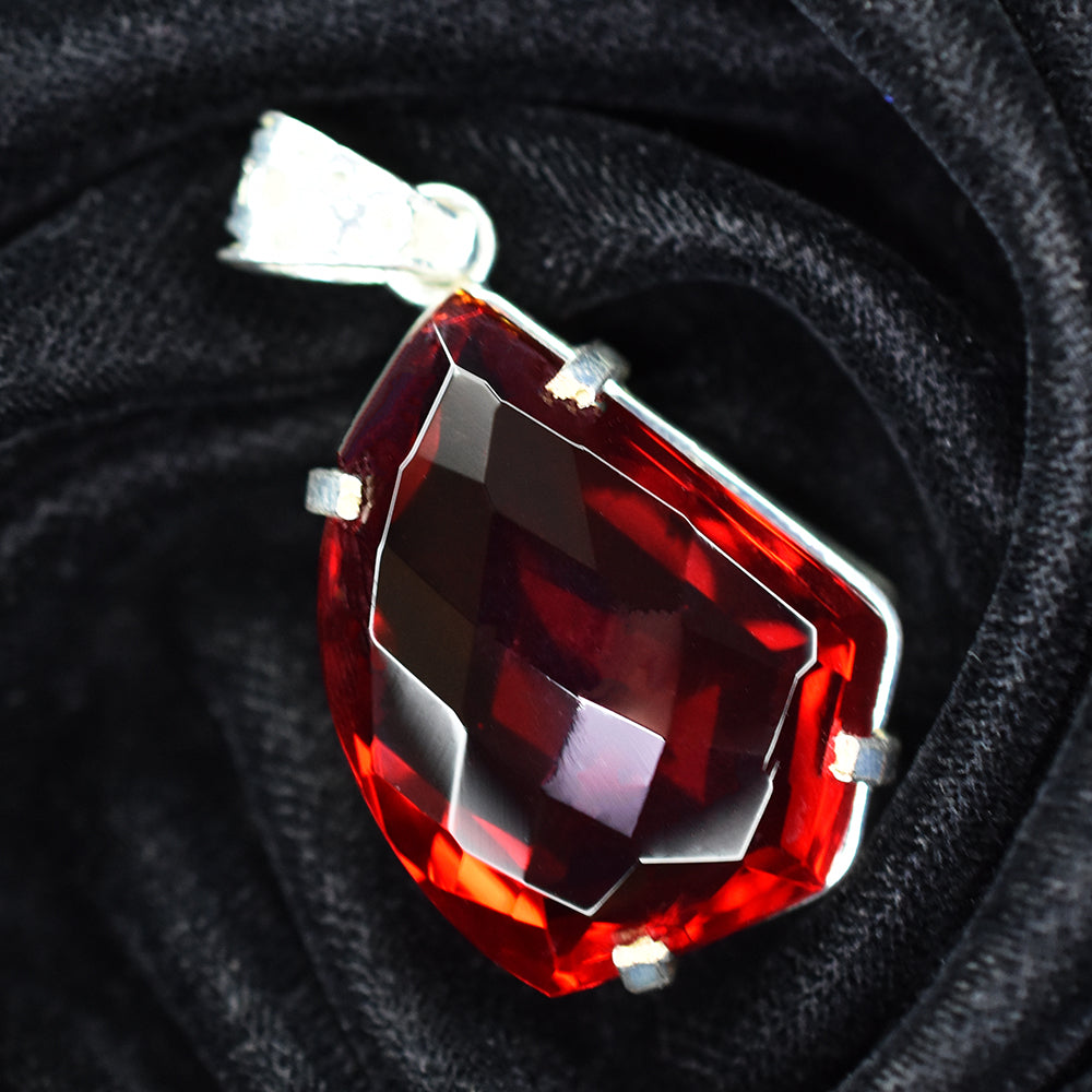 silver ruby pendant India