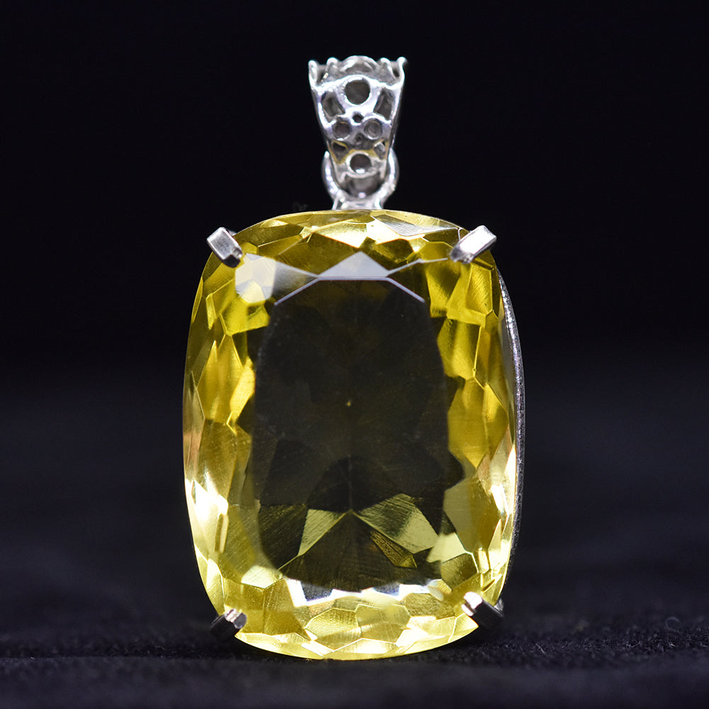 natural topaz pendant online