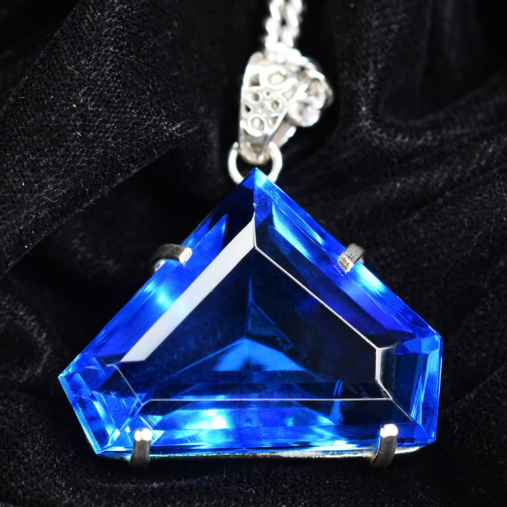 silver topaz pendant India