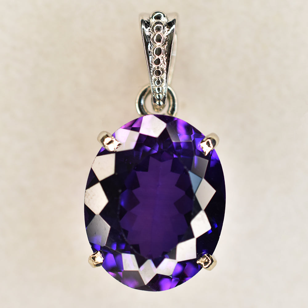 natural sapphire pendant