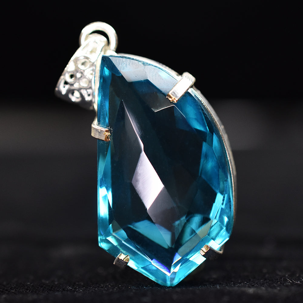 silver sapphire pendant India