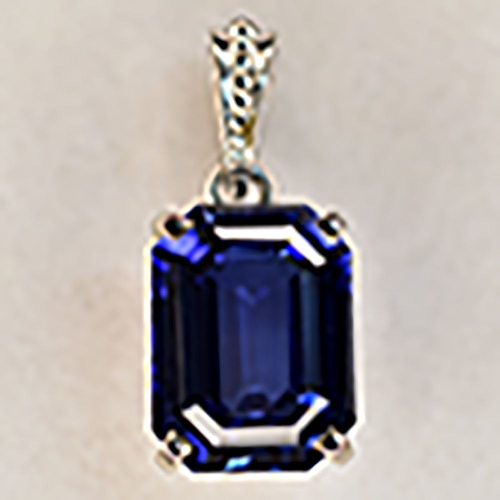 natural sapphire pendant online