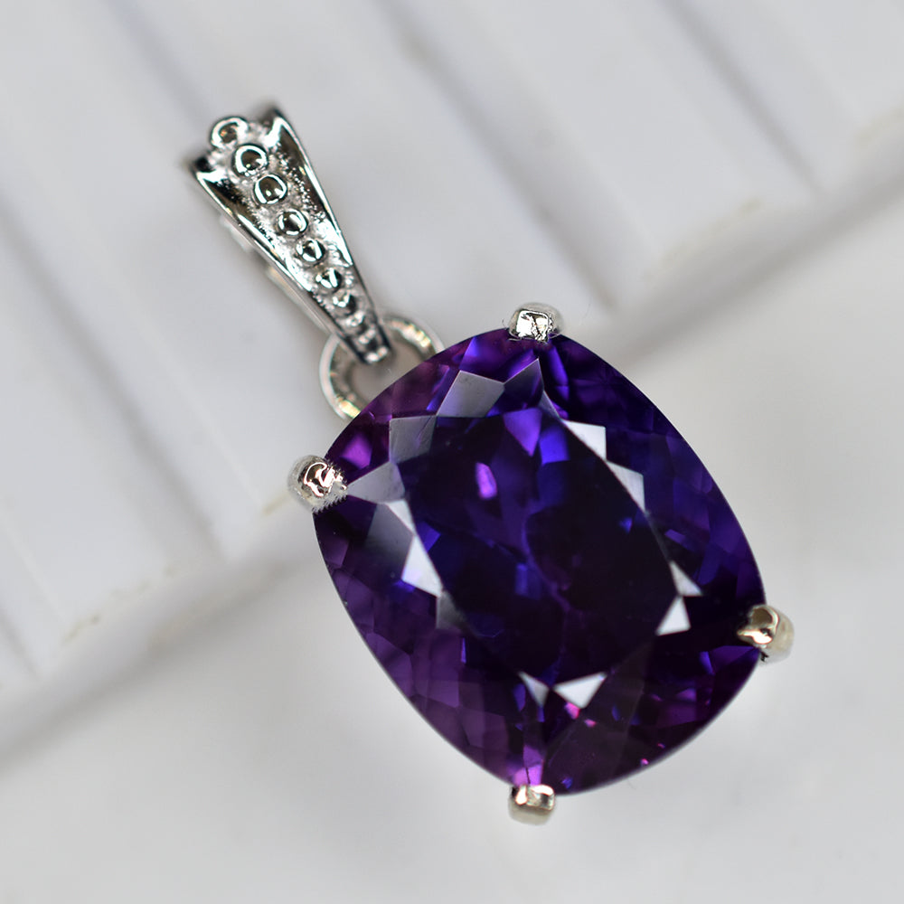 24 Ct Natural Cushion 925 Sterling Silver Pendant Purple Tanzanite CERTIFIED
