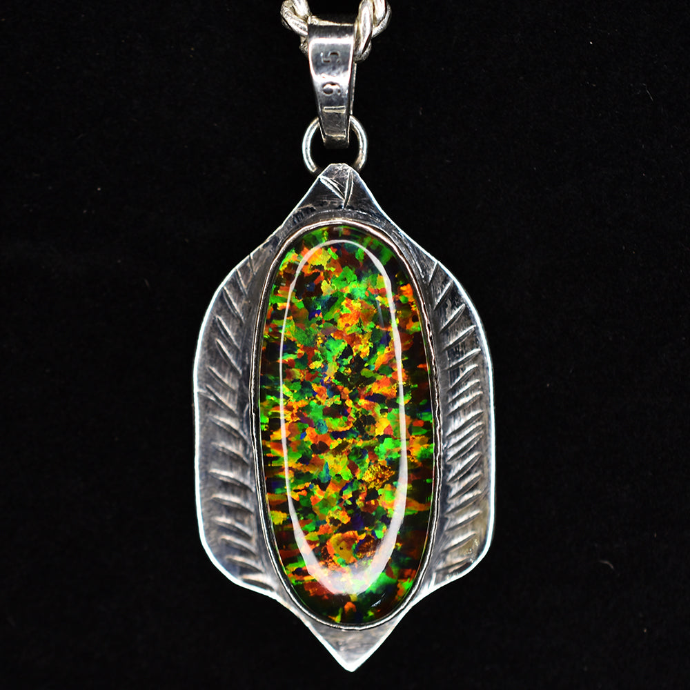 opal pendant for women