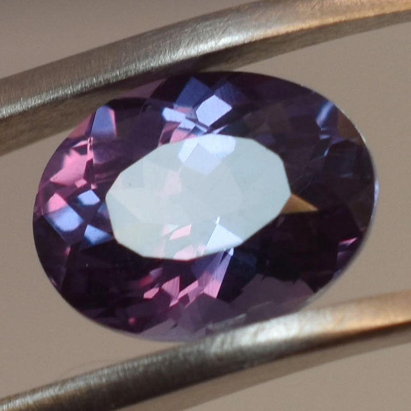 Color-Change Alexandrite 4.35 Ct Natural CERTIFIED Oval Cut Loose Gemstone