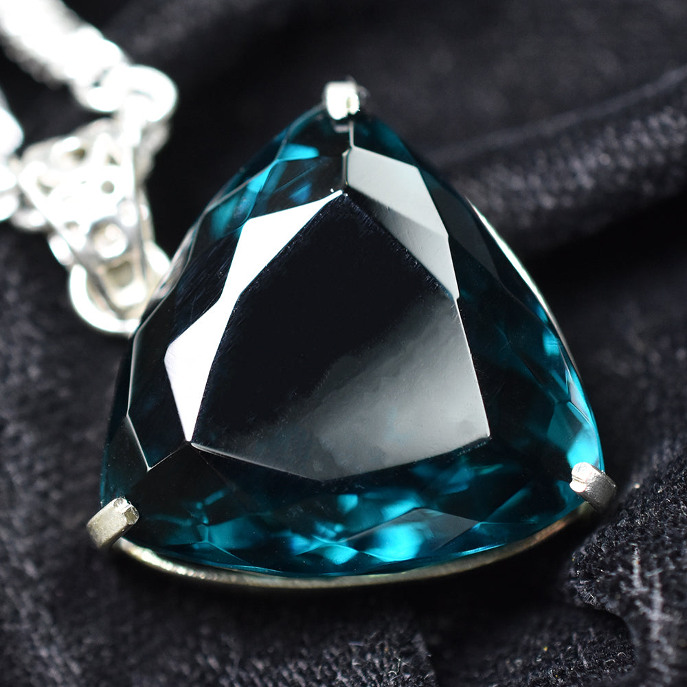 natural sapphire pendant online