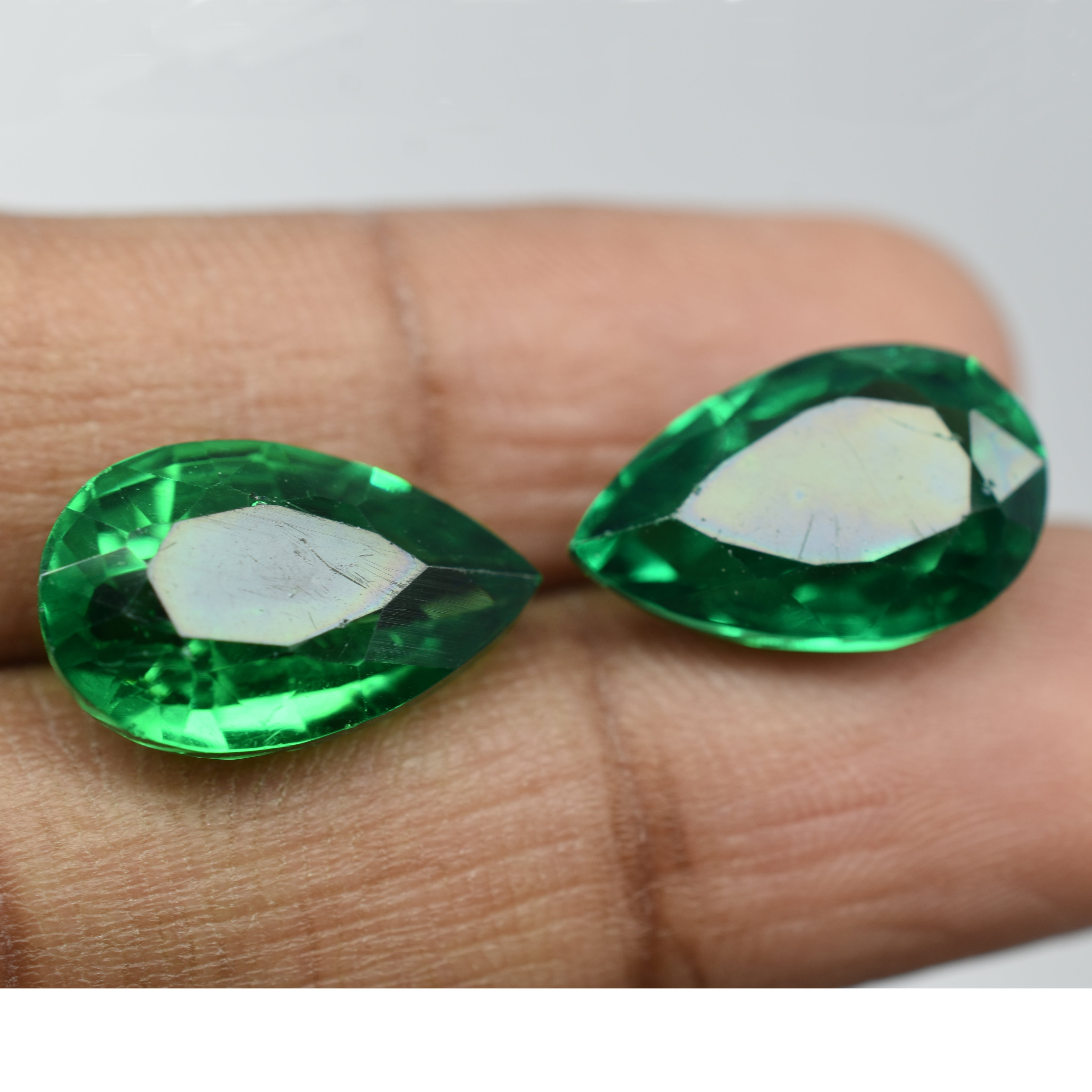 20.67 Ct Natural CERTIFIED Garnet Tsavorite Green Pear Cut Loose Gemstone Pair