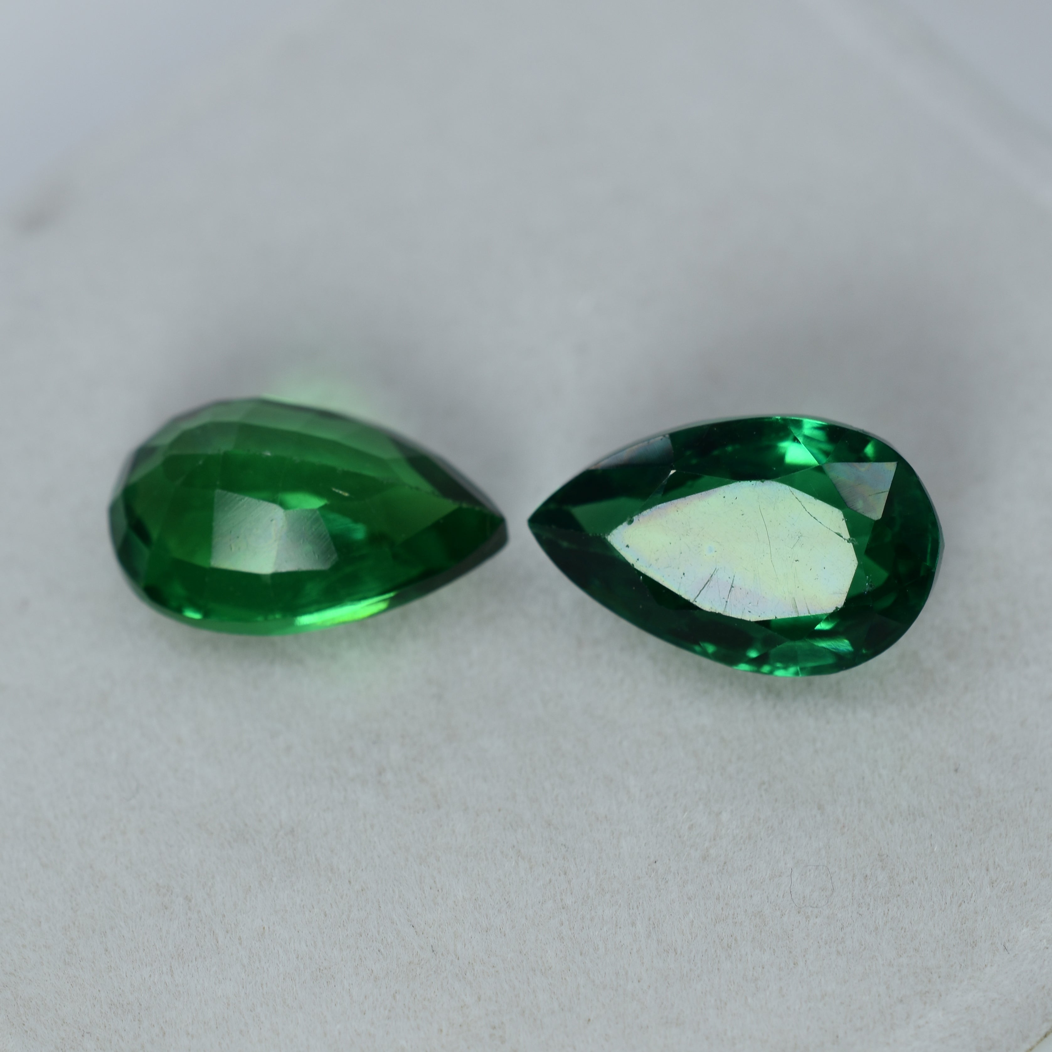 20.67 Ct Natural CERTIFIED Garnet Tsavorite Green Pear Cut Loose Gemstone Pair