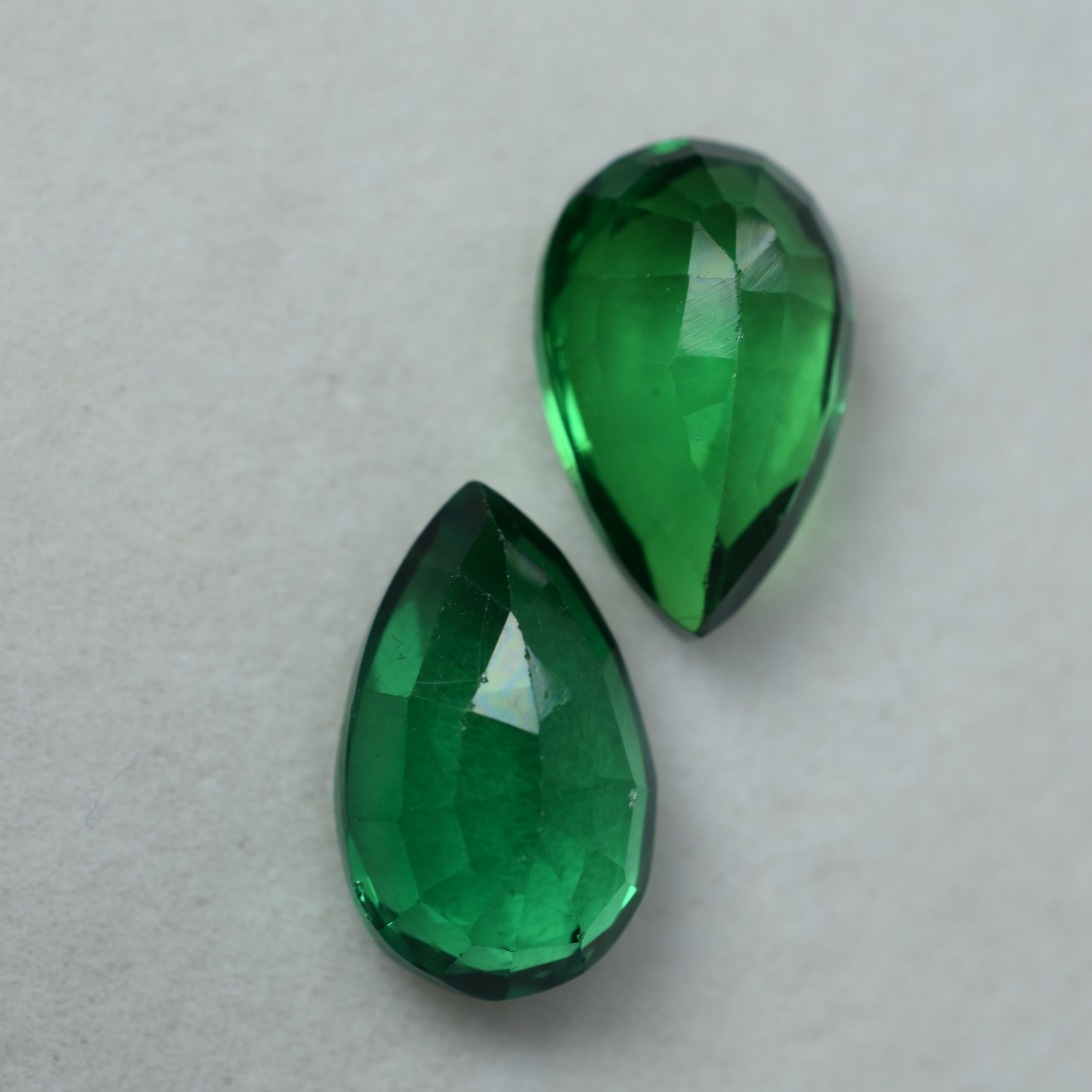 20.67 Ct Natural CERTIFIED Garnet Tsavorite Green Pear Cut Loose Gemstone Pair