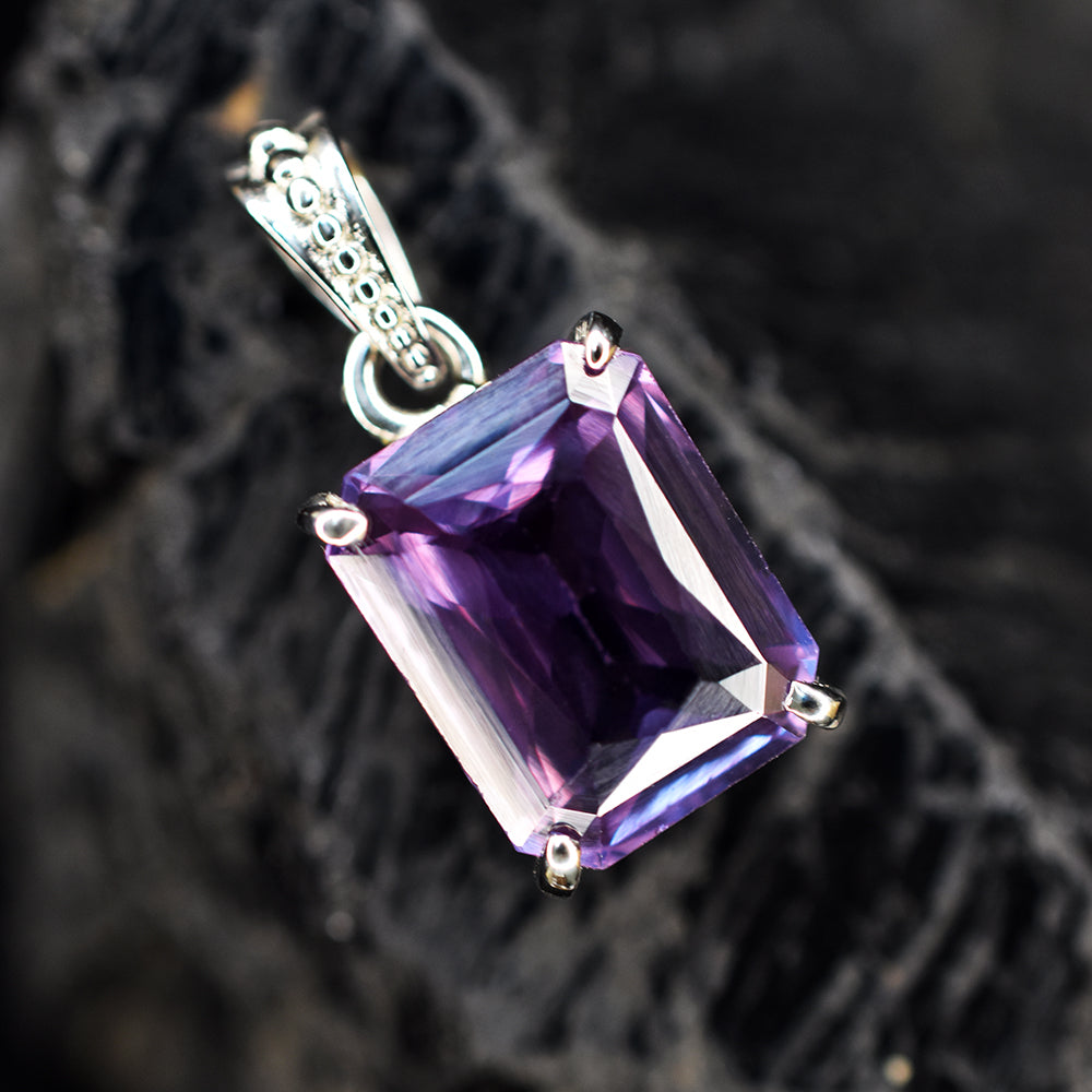 handmade alexandrite pendant