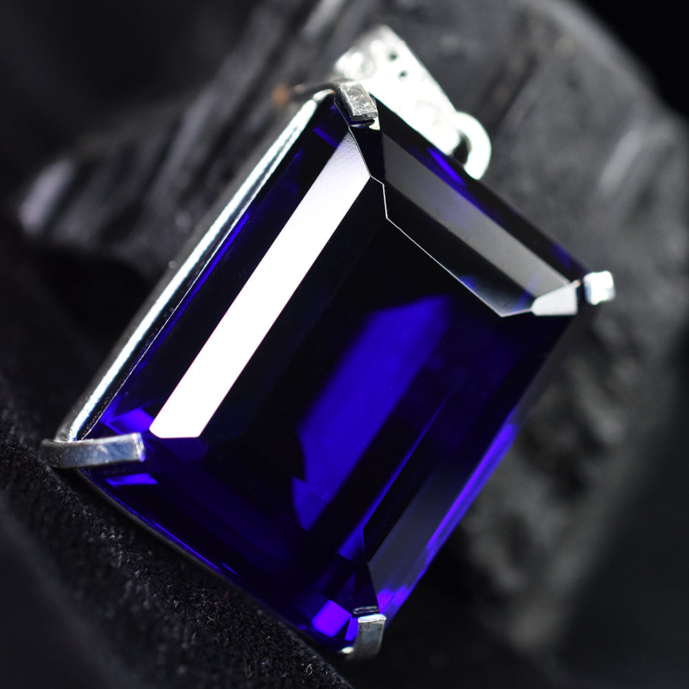 Brazilian CERTIFIED 165.3 Ct Topaz Pendant 925 Sterling Silver Blue Emerald Gems