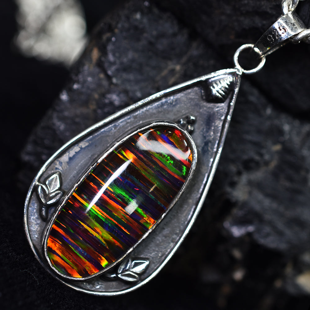 opal pendant for women